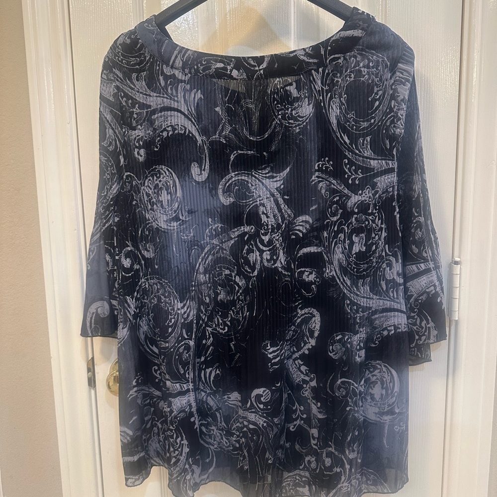 Just My Size Pleated Paisley Grey/Black Split-Neck Tunic Bell Sleeves SZ 1X/16W - Picture 4 of 10